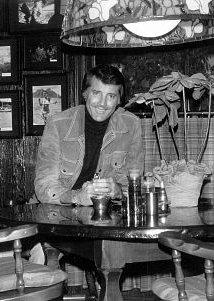 Lyle Waggoner