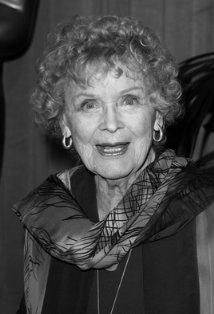 Gloria Stuart